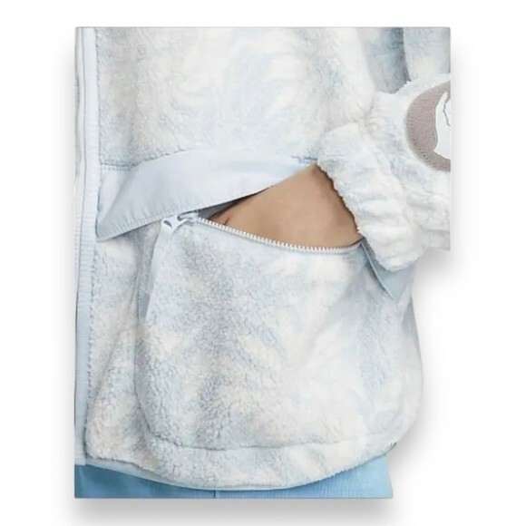 Nike Sportswear Women's Jacket in Summit White Aura Pull Over Women's XS - Picture 12 of 13